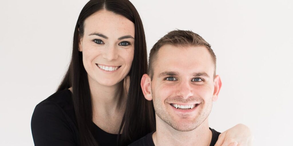 High-school sweethearts started a blog while carrying $40,000 in student debt. By 30, their net worth topped $1 million.