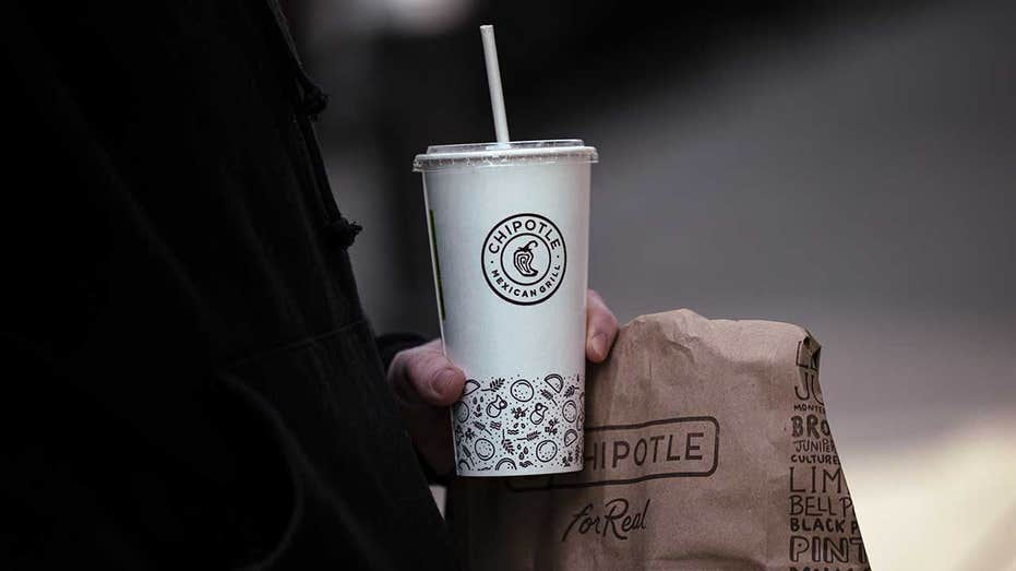 Minnesota woman sues Chipotle over alleged Salmonella-tainted burrito bowl
