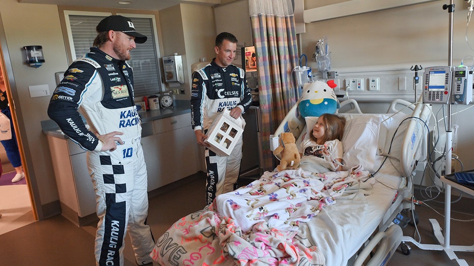 Kaulig Racing powers Speedy Bear Brigade to 157 hospitals nationwide