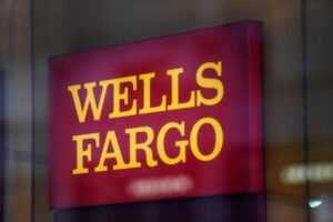 AppLovin started at Buy at Wells Fargo, shares up By Investing.com