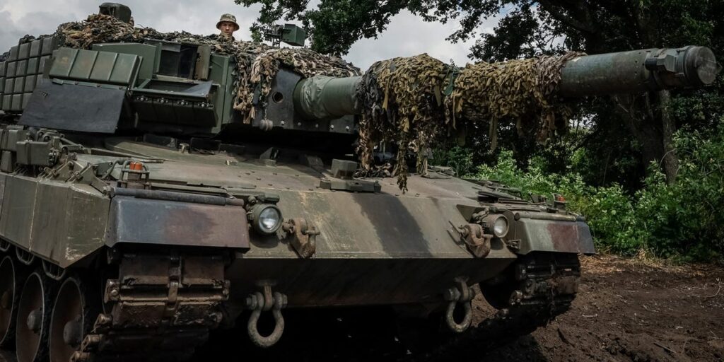 Ukraine is adding cages to another NATO tank type as it scrambles to shield its armored vehicles