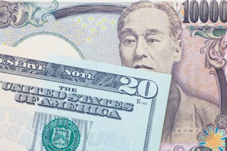 USD/JPY holds below 158.00 after Tokyo CPI inflation data