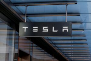 Tesla, MicroStrategy lead market cap stock movers on Wednesday By Investing.com