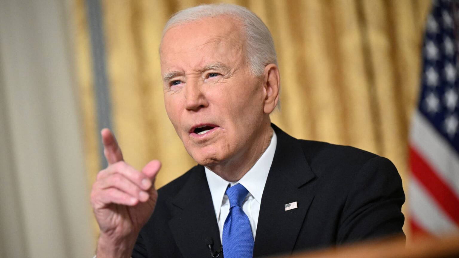 Charting the Biden economy: Despite all the growth and jobs, a deeply unpopular president