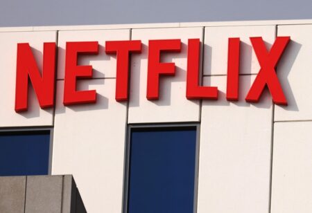 Buy Netflix And Fifth Third Bancorp