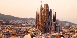 I’ve lived in Barcelona for years. Here are 6 things tourists should skip — and what they should do instead.