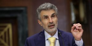 AI ‘godfather’ Yoshua Bengio says AI agents could be the ‘most dangerous path’