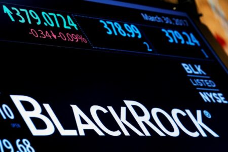 Exclusive-Investor climate group suspends activities after BlackRock exit By Reuters