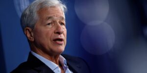 Jamie Dimon addresses a fresh round of CEO succession questions in an earnings call