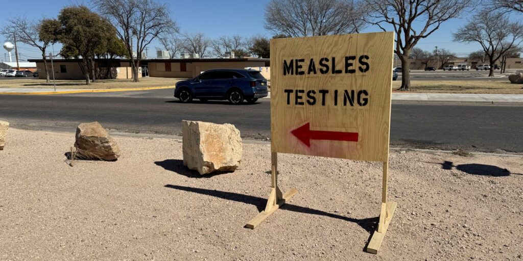 Unvaccinated child in Texas dies of measles as outbreak surges past 130 in two states