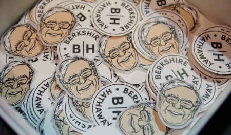 Warren Buffett Stocks: Here’s What Berkshire Hathaway is Buying or Selling