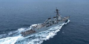 US destroyers in the Red Sea conflict defeated enemy weapons without firing a shot, changing the way warships fight