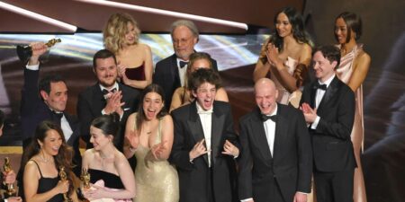 Photos show the biggest moments at the 2025 Oscars