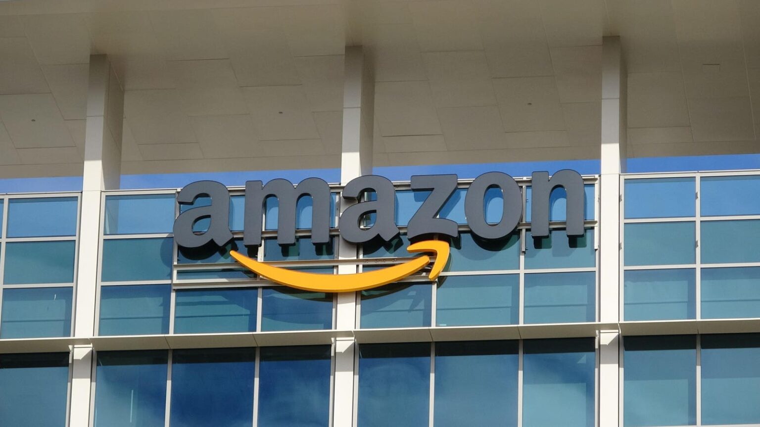 Tariffs Weigh On Apple And Amazon Earnings; Jobs Report Better Than Expected