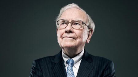 At Warren Buffett’s Final Annual Meeting, He Remains Bullish On America