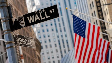 Bet Against America? This Growing 9.5% Dividend Says ‘No Way’