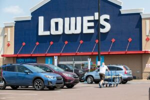 Will Q1 Results Move Lowe’s Stock Up?