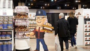 Warren Buffett To Step Down As Berkshire Hathaway CEO