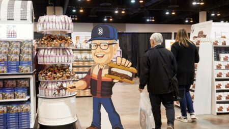 Warren Buffett To Step Down As Berkshire Hathaway CEO