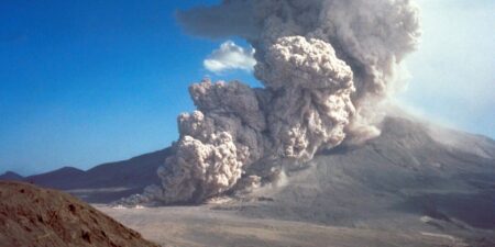 Mount St. Helens Photos: the US’ Most Disastrous Volcanic Eruption