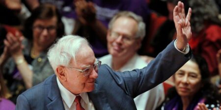 How Warren Buffett Is Preparing for His 60-Year Berkshire Reign to End