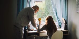 5 Things Parents Should Teach Their Kids Before They Go to College