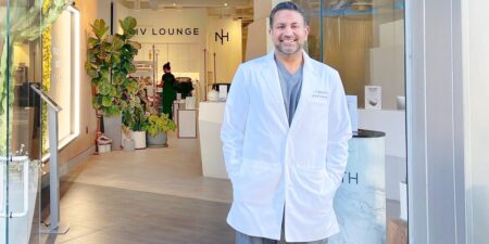 6 Supplements a Longevity Doctor Who Lost 50 Pounds Takes Every Day