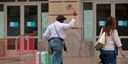 These Americans Agree With DOGE Cuts: Fed Worker Pension, Pay Concerns