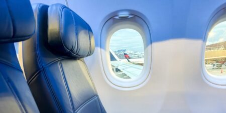 How to Choose the Best Seat on the Plane