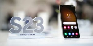 Kpop Fans Desperate for Photos of Idols Are Driving Samsung Phone Rentals