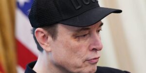 Elon Musk Tells the Story Behind His Black Eye