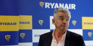 Congressman Warns Ryanair Not to Order Planes From China’s Comac