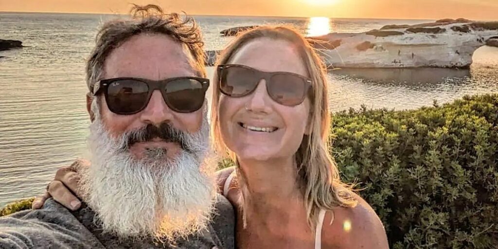 I Gave My Number to a Postman I Had a Crush on. We’re Married Now.