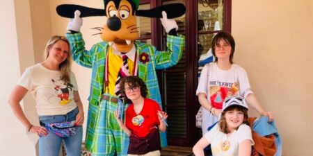I’m a Single Mom and Took My 3 Kids to Disneyland