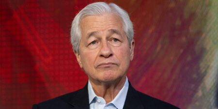 Jamie Dimon Says China Unlikely to Fold on Tariffs: ‘They’re Not Scared’
