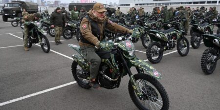 Russian Soldiers Shift to Motorcycles to Evade Ukrainian Drone Attacks