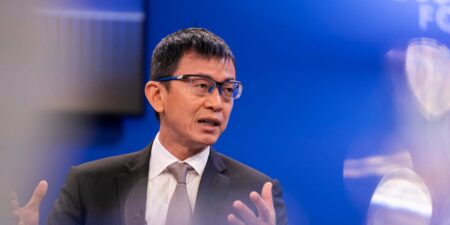 Tesla Battery Supplier CATL Pops in Its First Day of Hong Kong Trading