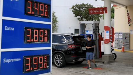 U.S. inflation rises 0.1% in May from prior month, less than expected
