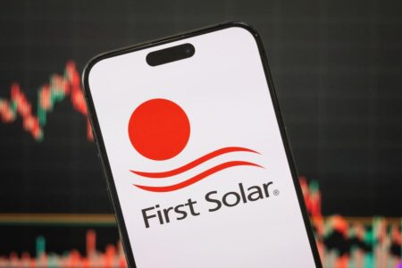First Solar Stock’s Future: Drop Or Rebound?