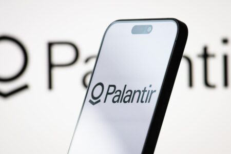 Palantir Stock Or Snowflake’s?