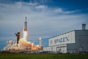 Could Trump–Musk Tensions Jeopardize SpaceX’s Valuation?