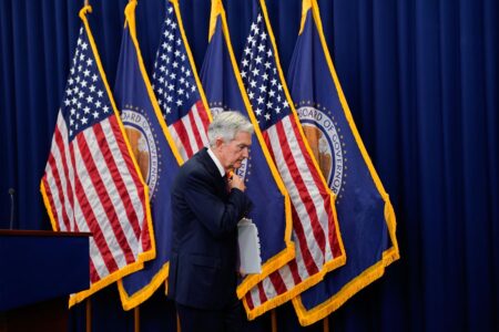 Labor Market Risks Might Prompt Fed To Cut Rates Faster Than Planned