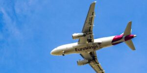 Summer Travel to US Rebounds After Slowdown From Europe