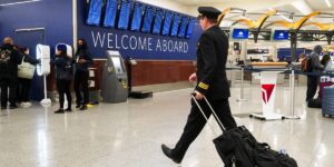 Airlines Warn Credit Card Legislation Could End Frequent-Flier Rewards