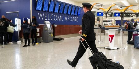 Airlines Warn Credit Card Legislation Could End Frequent-Flier Rewards