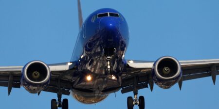 Southwest Passenger Kicked Crew and Tried to Exit Plane: Affidavit