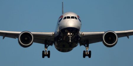 Flight to Nowhere for 214 Passengers on BA Boeing 787 Bound for India