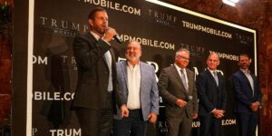 There Will Be a Trump Smartphone. It’s Gold-Colored and Costs 9.