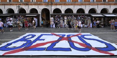 Jeff Bezos, Lauren Sánchez Wedding Protested in Venice: Photos