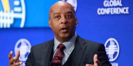 Lowe’s CEO’s Advice for Young Workers As AI Replaces Jobs